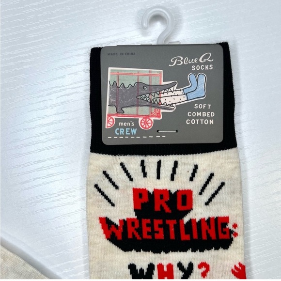 Blue Q Pro Wrestling Crew Socks NWT - Picture 3 of 11
